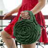 Sac Miora en raphia bordeaux Vahinala. Sac Miora en raphia vert Vahinala