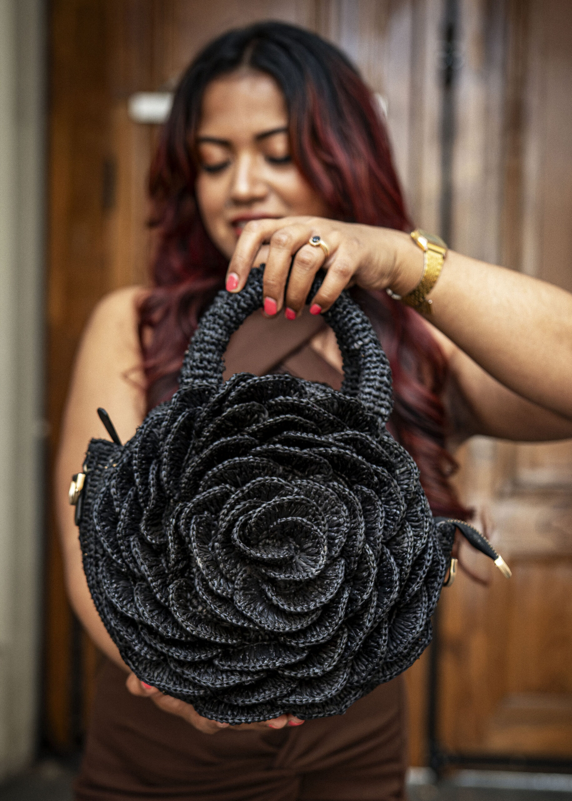 Sac Miora en raphia bordeaux Vahinala Sac Miora en raphia noir Vahinala