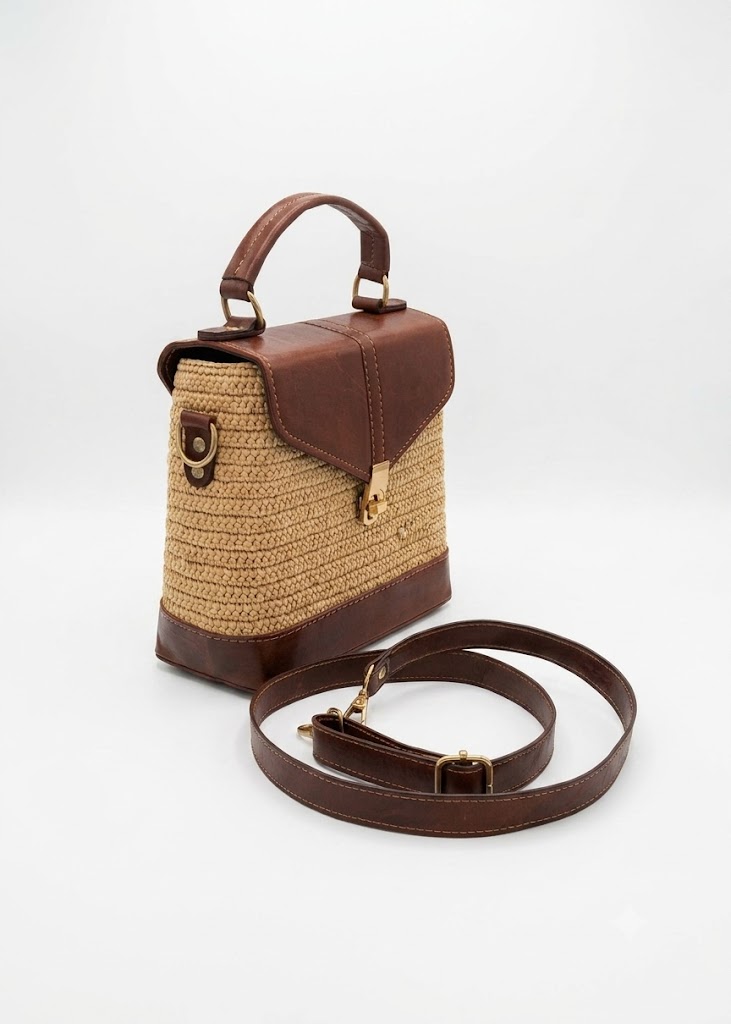 Sac à bandoulière en cuir et raphia SOA bordeaux